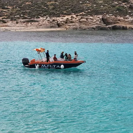 Ilovemalta Boat Charters المليحة